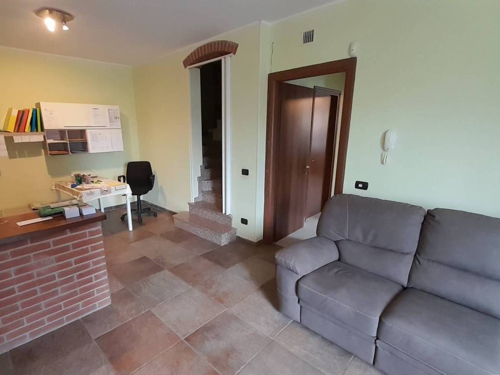 Villa a Casteggio in Via Giacomo Brodolini - Foto 5