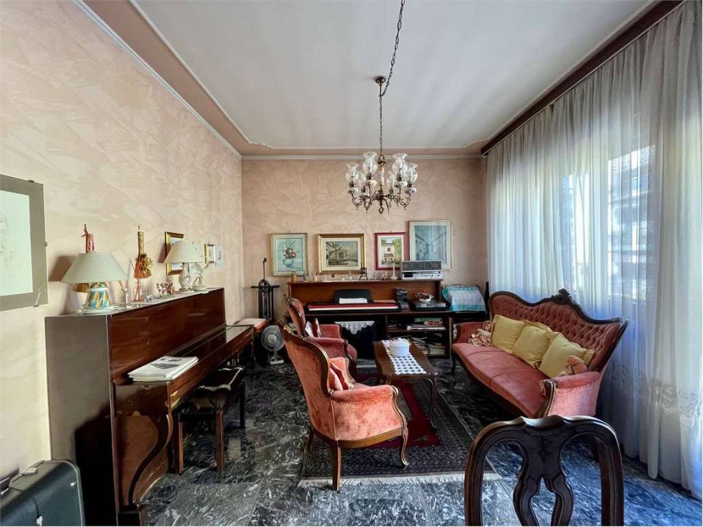 Casa indipendente a Verona in via Fiordiligi, 27 - Foto 3