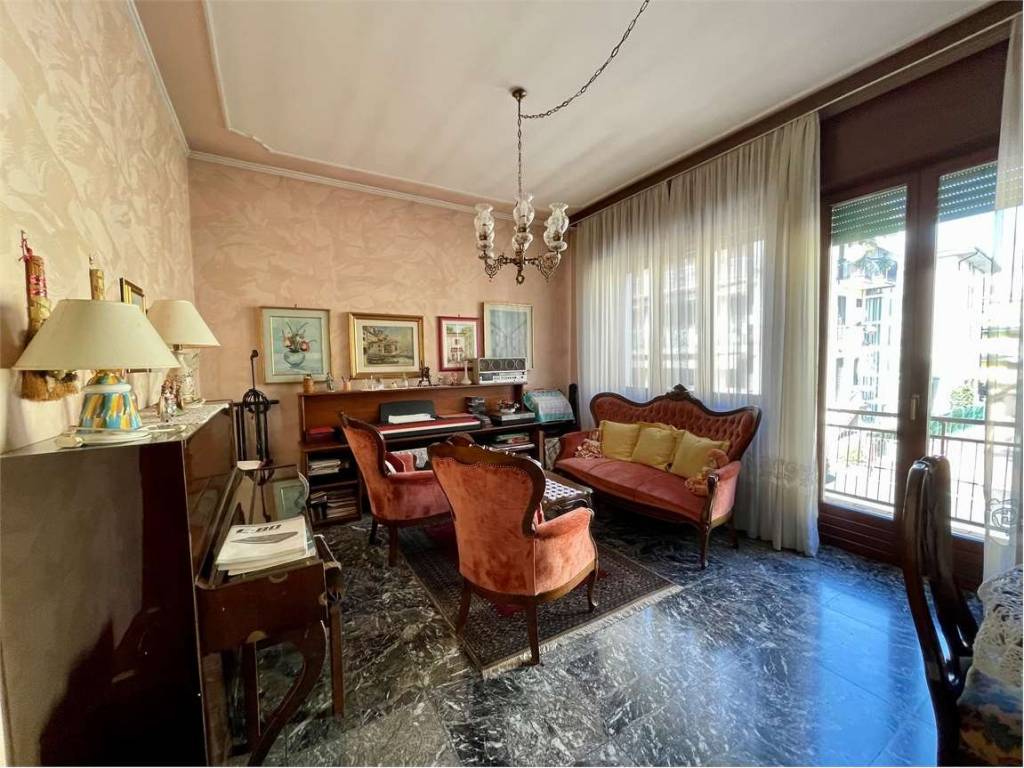 Casa indipendente a Verona in via Fiordiligi, 27 - Foto 4