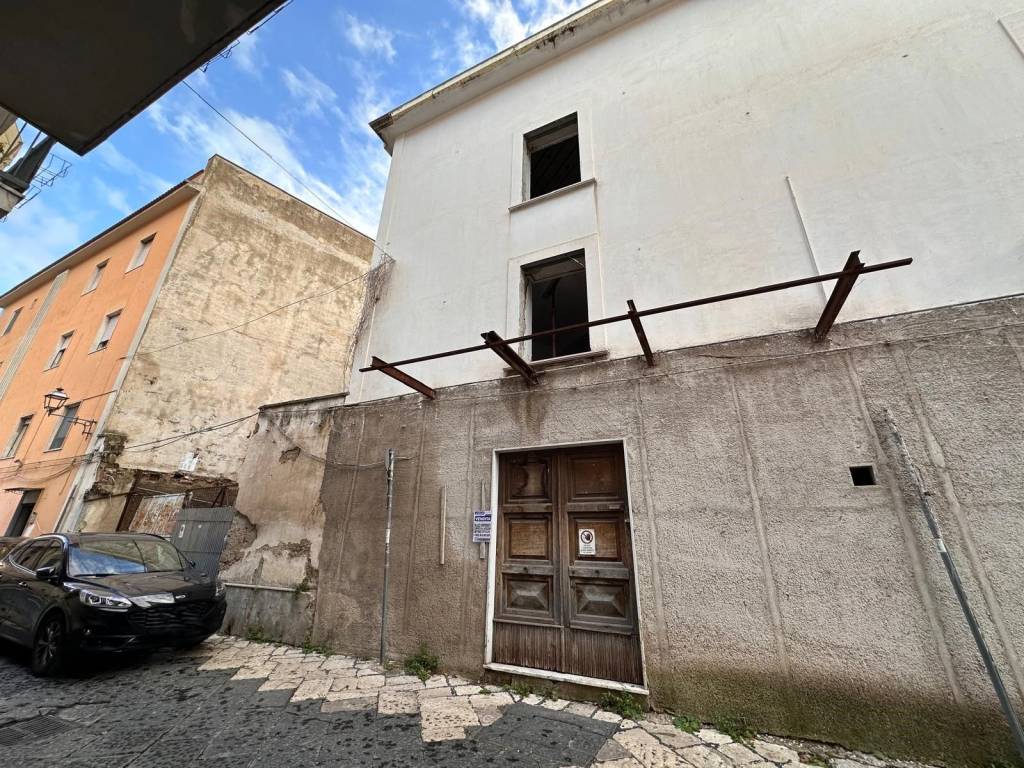 Palazzo / stabile a Maddaloni in Via Maddalena - Foto 4
