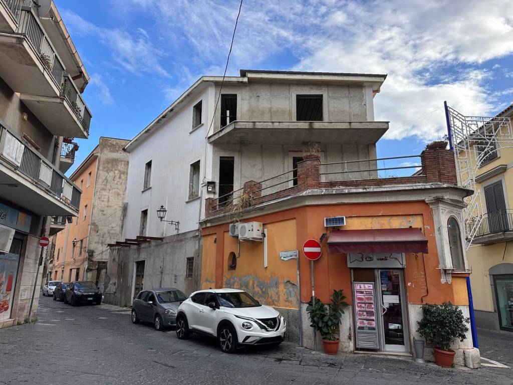 Palazzo / stabile a Maddaloni in Via Maddalena - Foto 5