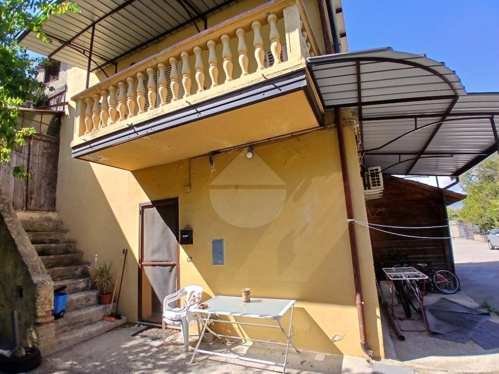 Casa indipendente a Cosenza - Foto 2