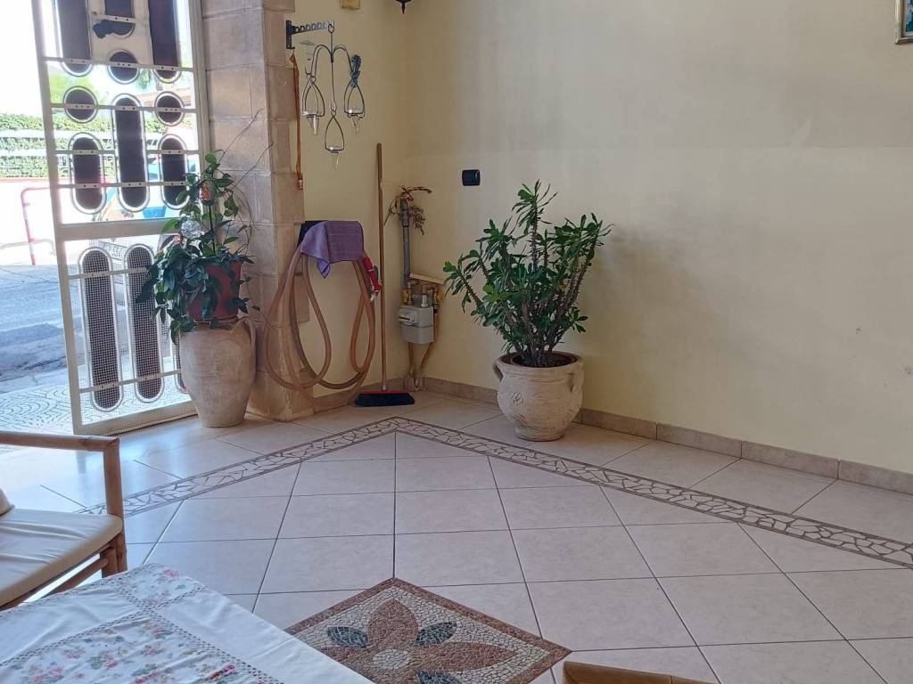 Appartamento a Sannicola in Via Aradeo, 48 - Foto 4