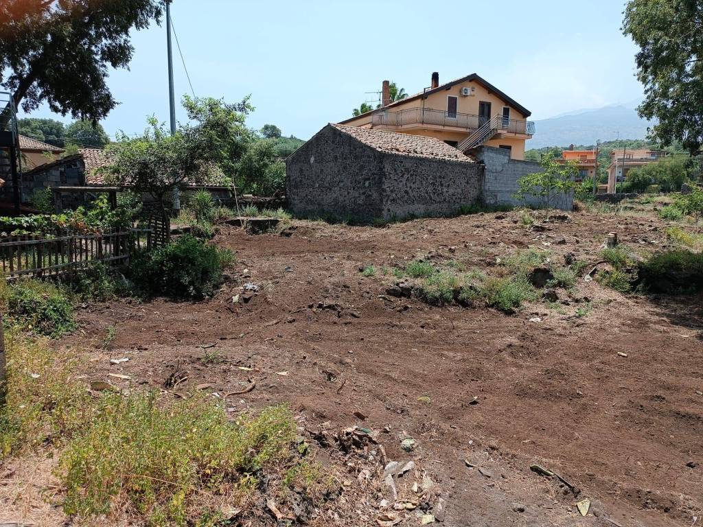 Terreno a Castiglione di sicilia in Via Verzella - Foto 2