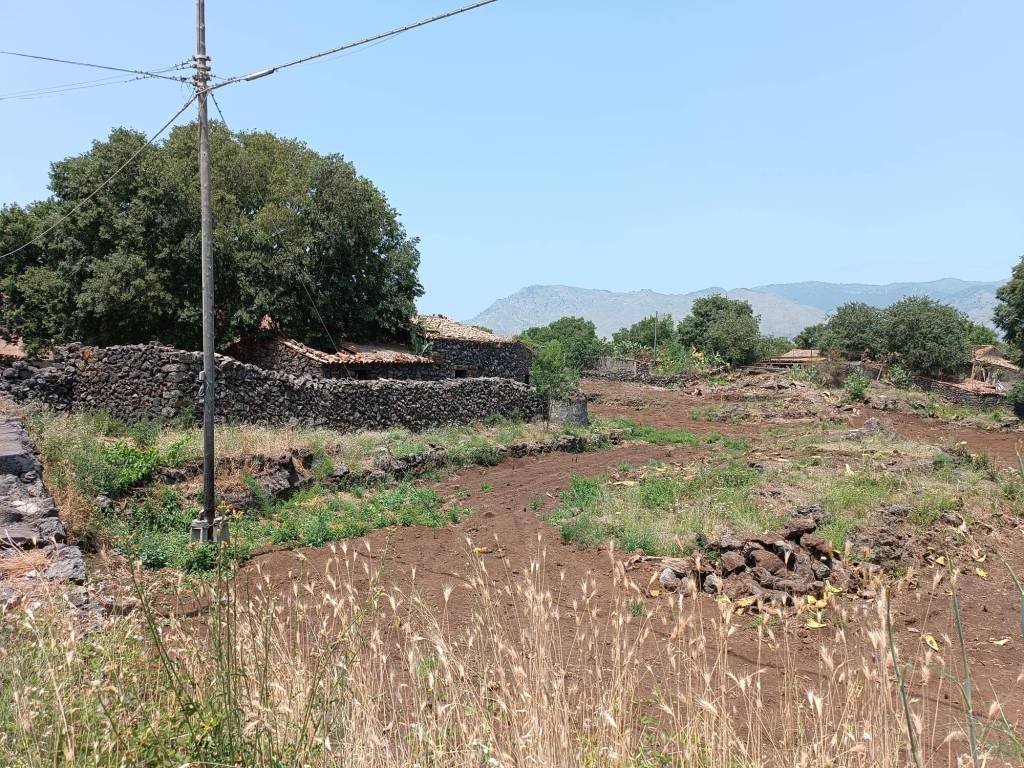 Terreno a Castiglione di sicilia in Via Verzella - Foto 5