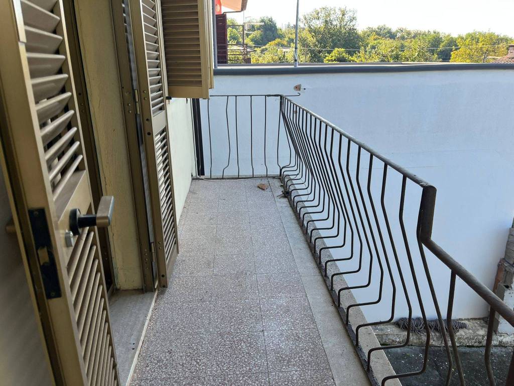 Appartamento a Sezze in Via Bertonia - Foto 2