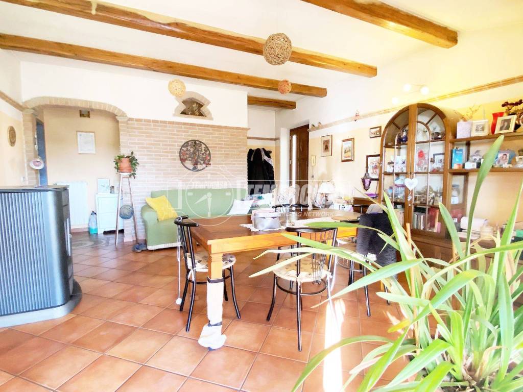 Casa indipendente a Mazzè in Vicolo Mondino - Foto 5