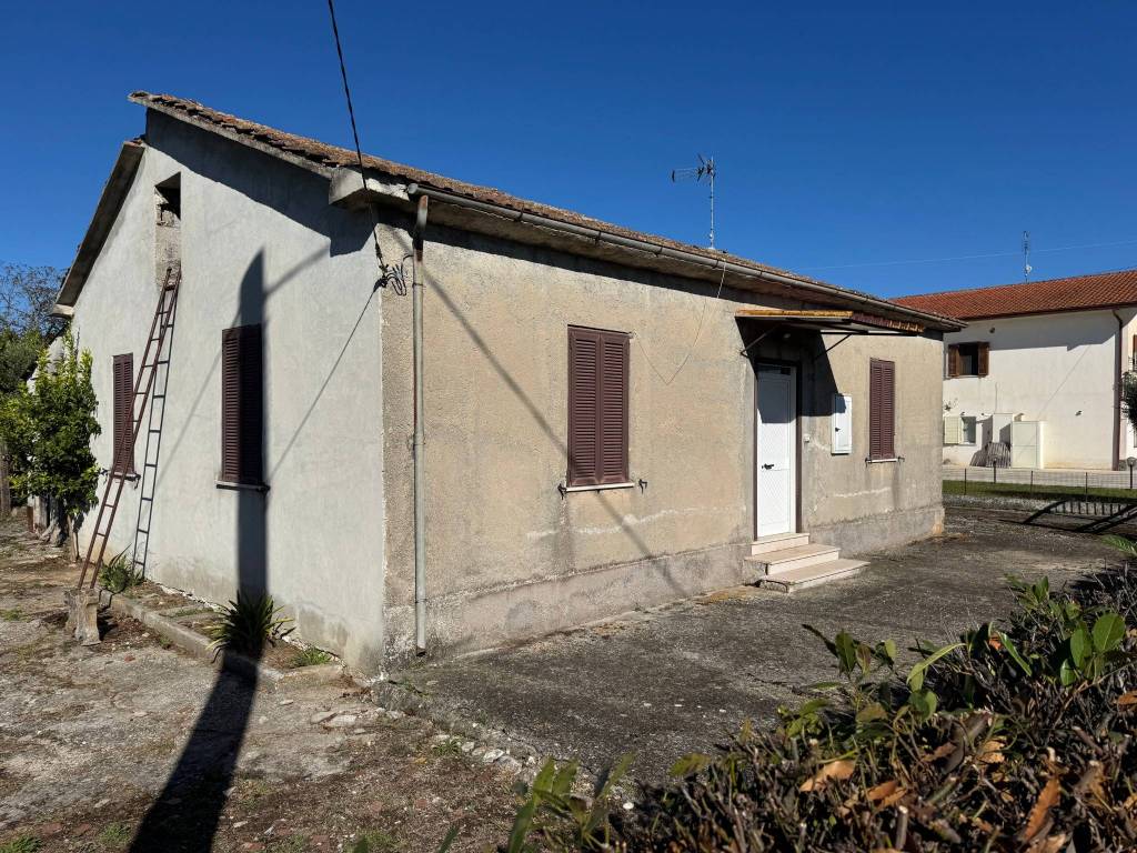 Casa indipendente a Roccasecca in Via Casilina Sud - Foto 2