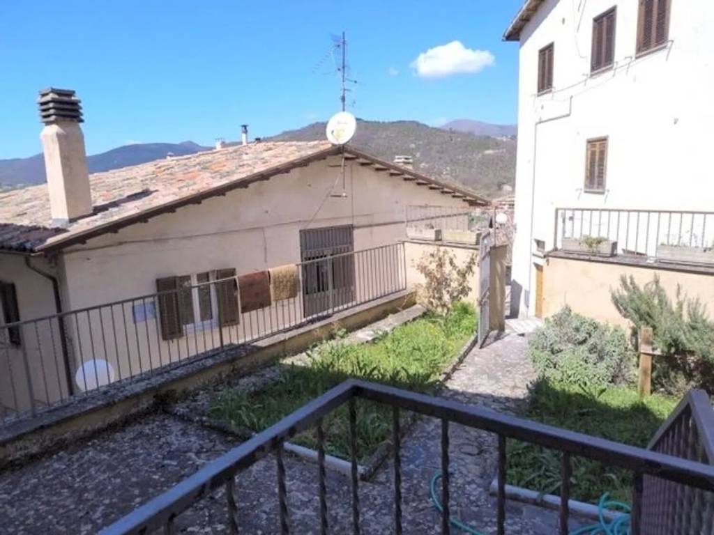 Villa a Preci - Foto 3