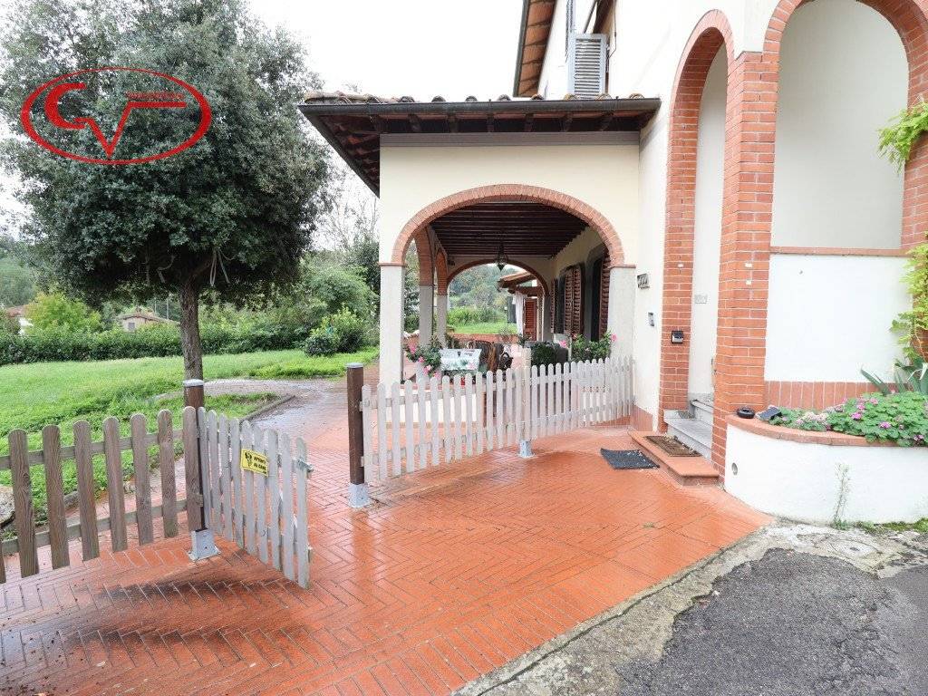 Villa a Montevarchi in Via Chiantigiana - Foto 5