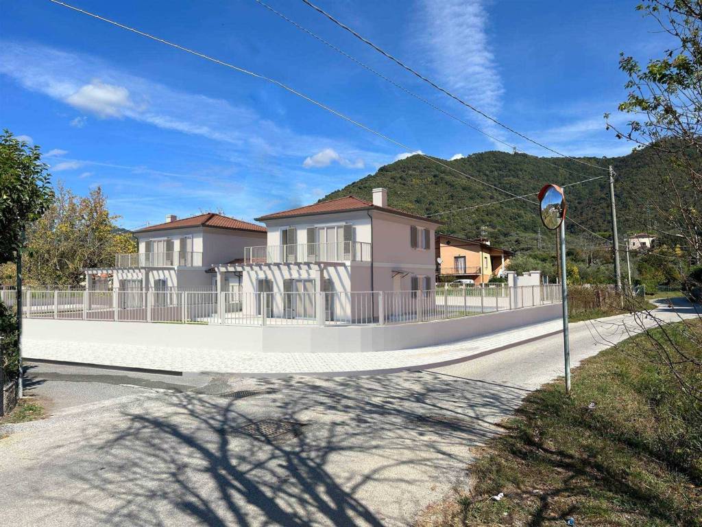Casa indipendente a Luni - Foto 4