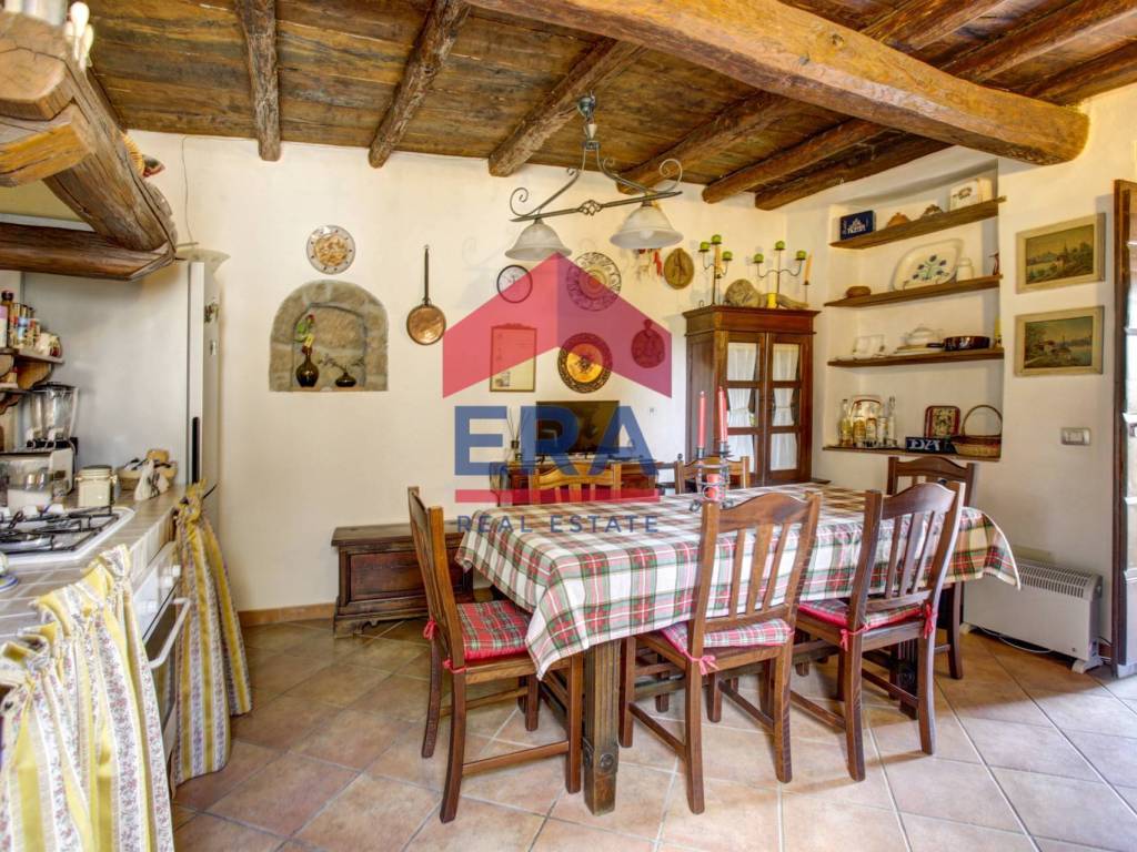 Casa indipendente a Soriano nel cimino in Via Vittorio Emanuele III, 1 - Foto 4