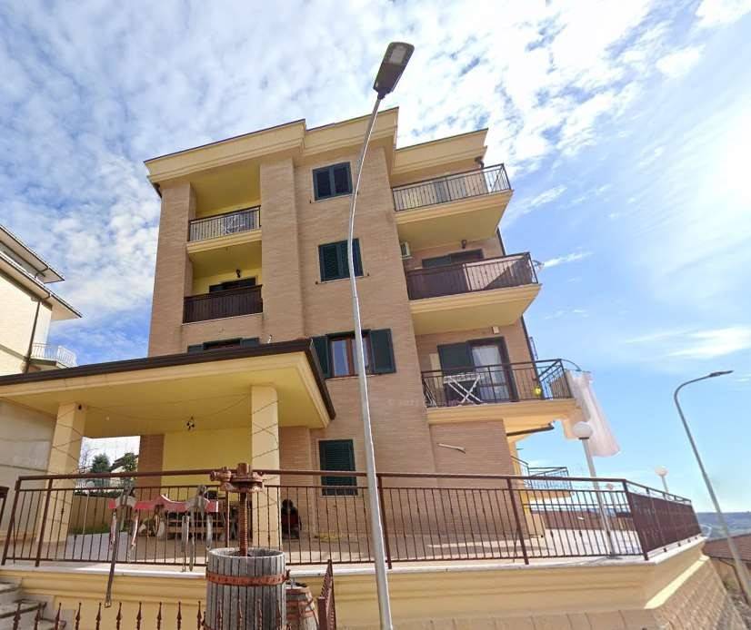 Appartamento a Montegranaro in Via Della Resistenza - Foto 3