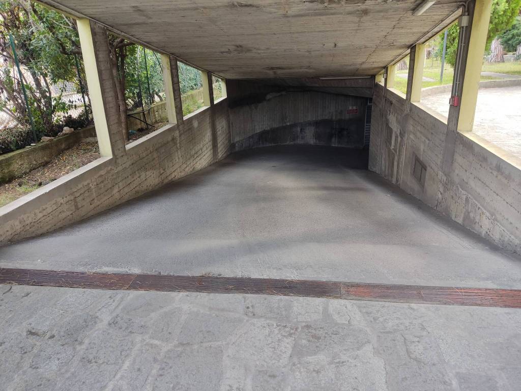 Box / garage a Bordighera in Via Giulio Cesare - Foto 5