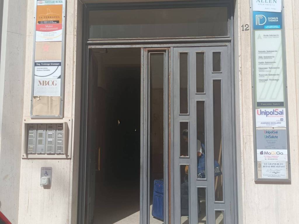 Appartamento a Siracusa in Via Senatore Giuseppe Maielli, 12 - Foto 2