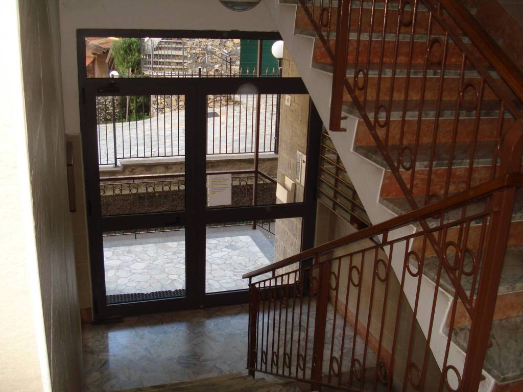 Appartamento a Serra riccò in Via Privata Giuseppe Carbone - Foto 3