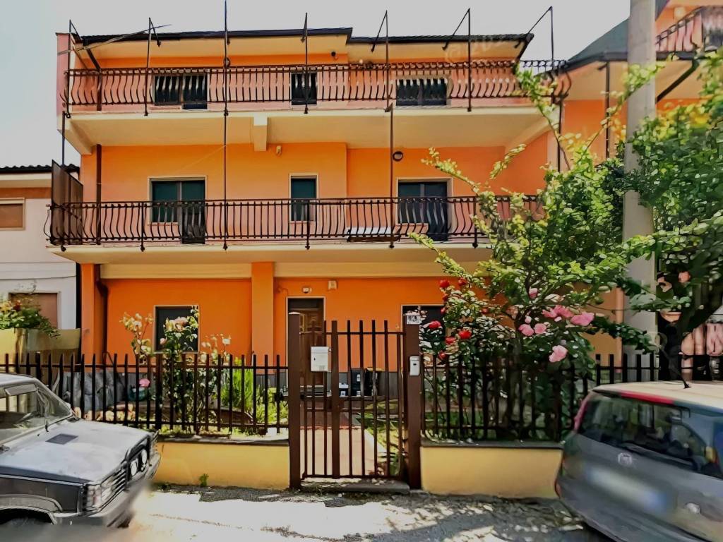Appartamento a Avezzano in Via Lago Albano, 29 - Foto 2