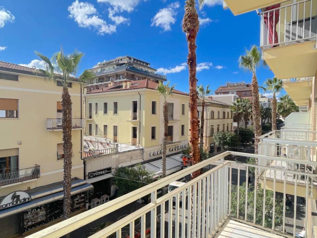 Appartamento a San benedetto del tronto in Via Galileo Galilei, 32 - Foto 2