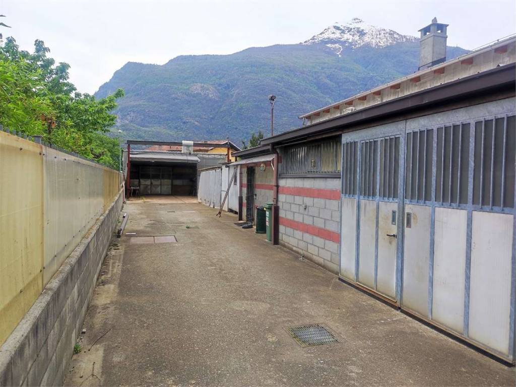 Immobile a Pont-saint-martin in via nazionale per donnas, 9 - Foto 5