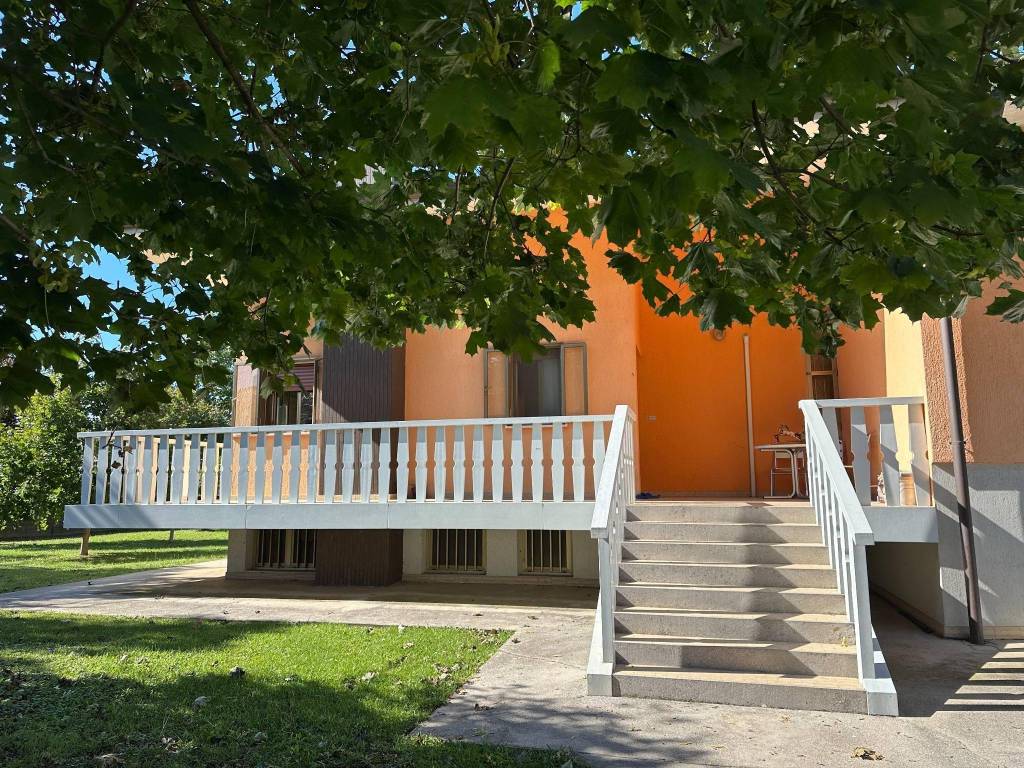 Villa a Castions di strada in Via Latisana - Foto 2