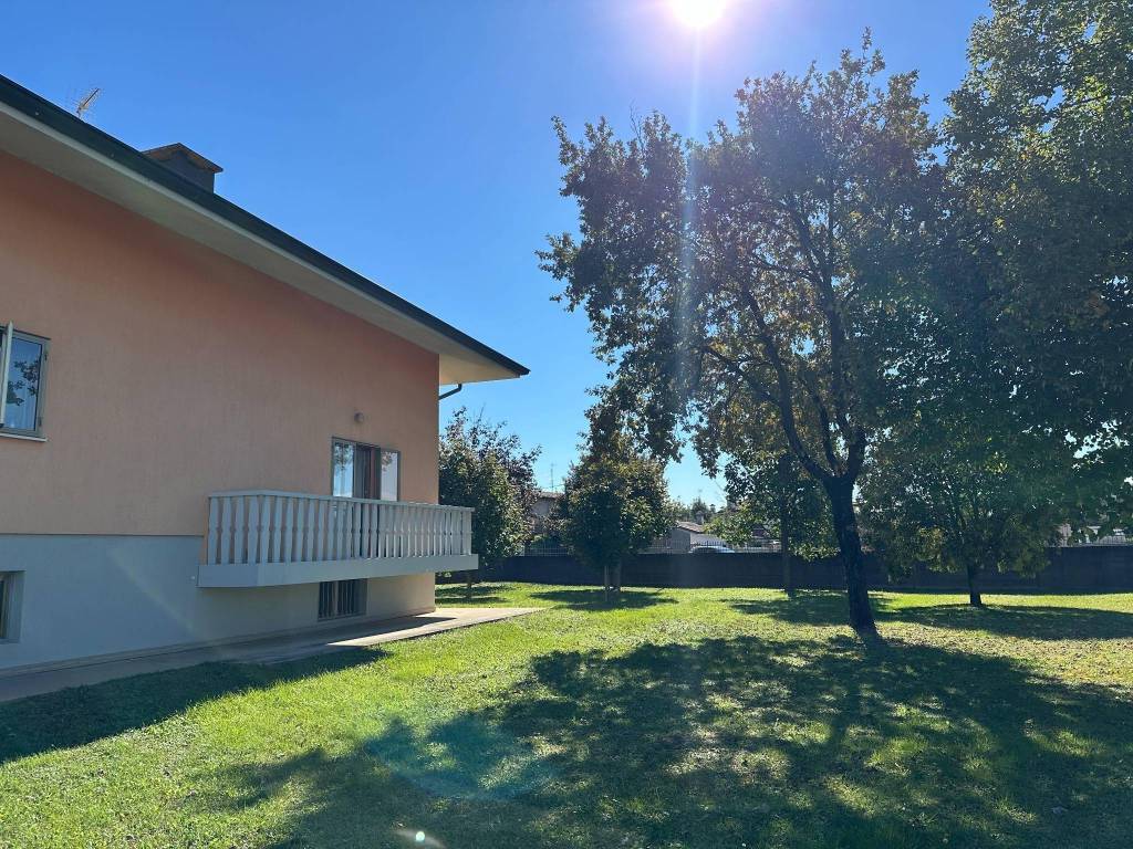 Villa a Castions di strada in Via Latisana - Foto 4