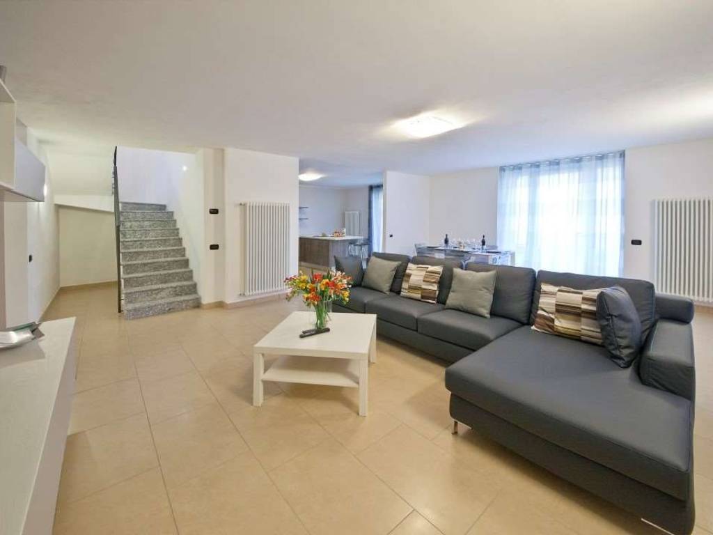 Villa a Menaggio in Via A. Wyatt, 36 - Foto 2