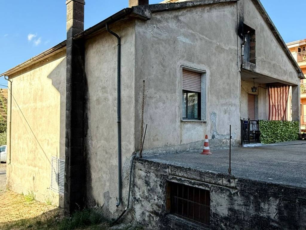 Villa a Montalto uffugo in Via Salerni - Foto 4