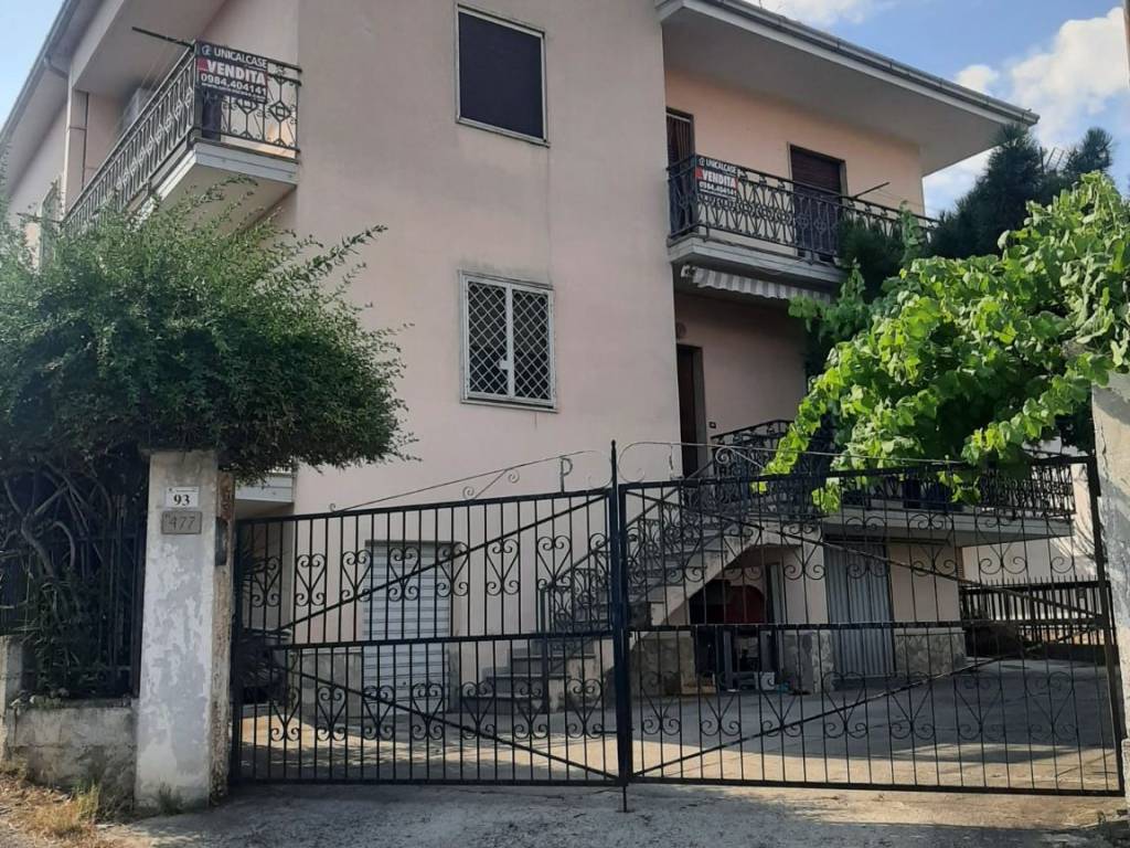 Appartamento a Rende in Viale Orso Mario Corbino - Foto 2