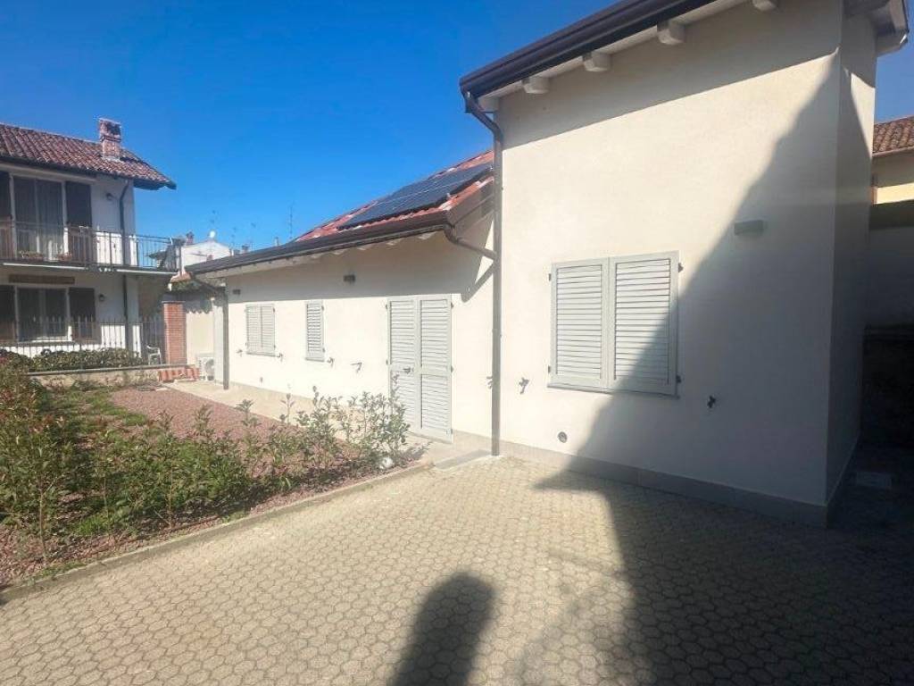 Villa a Pavia in Via Umberto Olevano, 96 - Foto 2