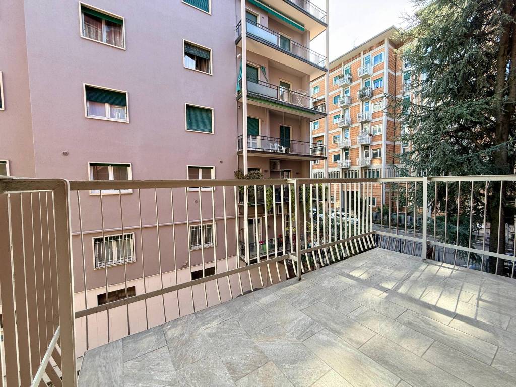 Appartamento a Verona in Via Giovanni da Verrazzano, 6 - Foto 4