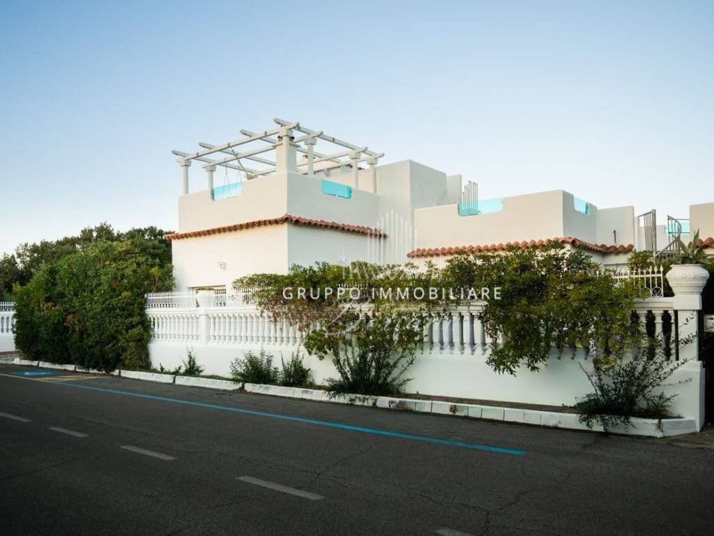 Villa a Sabaudia in Strada Lungomare Pontino - Foto 2