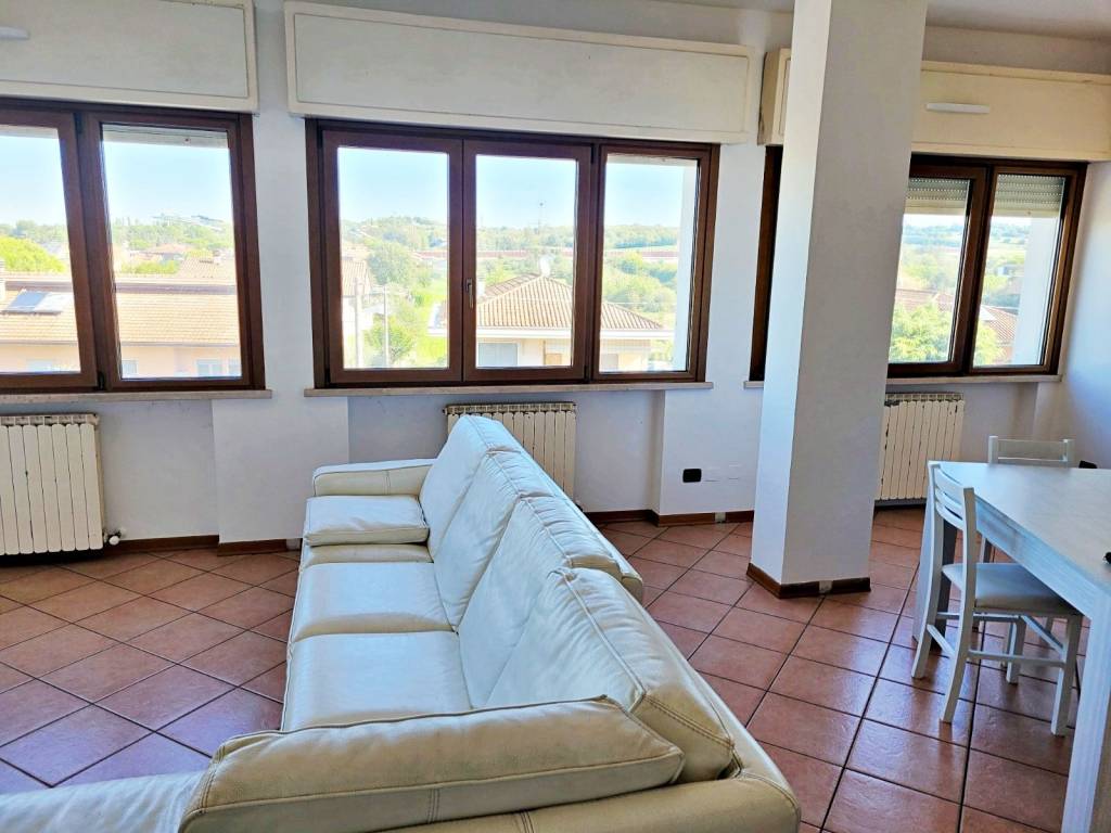 Appartamento a Riccione in Via Raibano - Foto 2