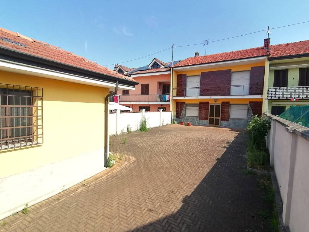 Casa indipendente a Mazzè in Via Giuseppe Garibaldi, 104 - Foto 2