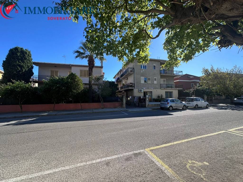 Appartamento a Soverato in Via Antonio Guarasci, 3 - Foto 2