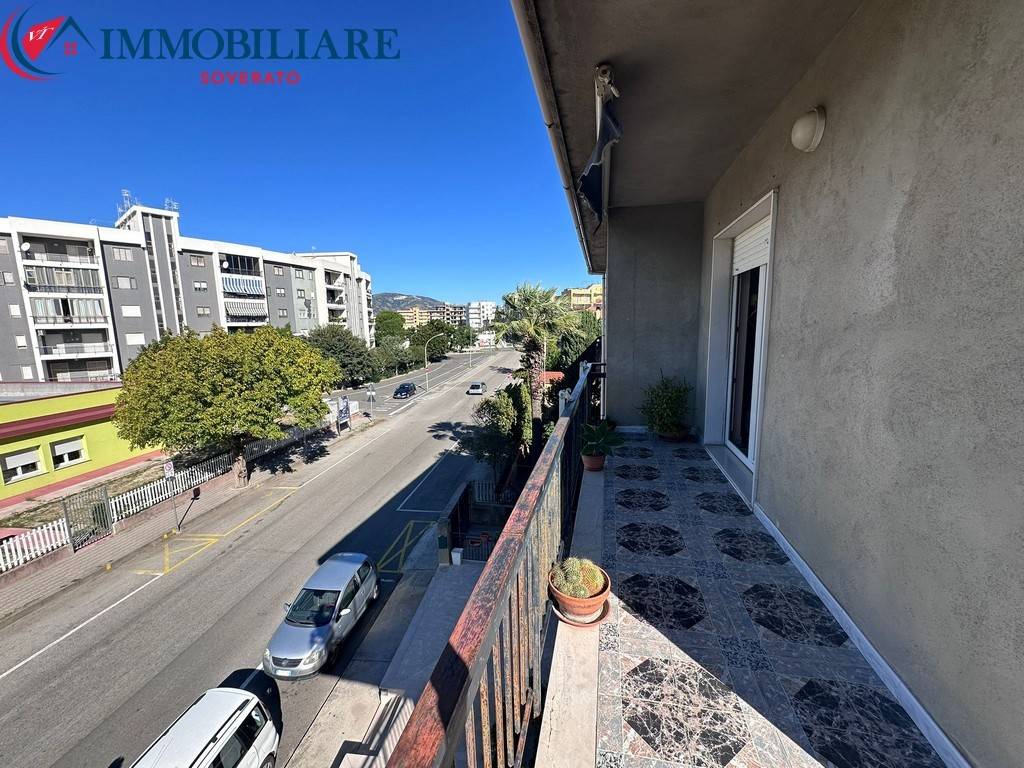 Appartamento a Soverato in Via Antonio Guarasci, 3 - Foto 3