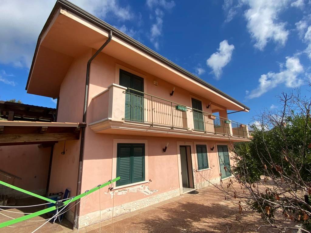 Villa a Minturno in Via Santa Lucia, 31 - Foto 2