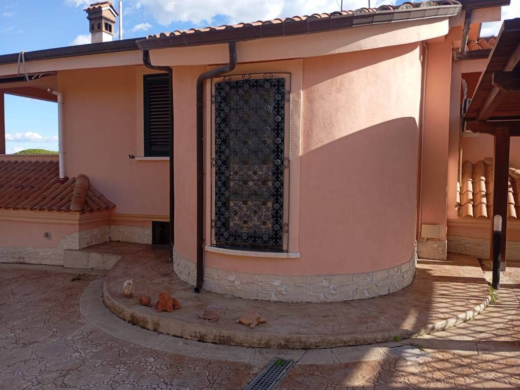Villa a Minturno in Via Santa Lucia, 31 - Foto 3
