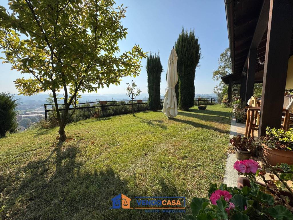 Villa a Nizza monferrato in Strada Vecchia d'Asti, 30 - Foto 3