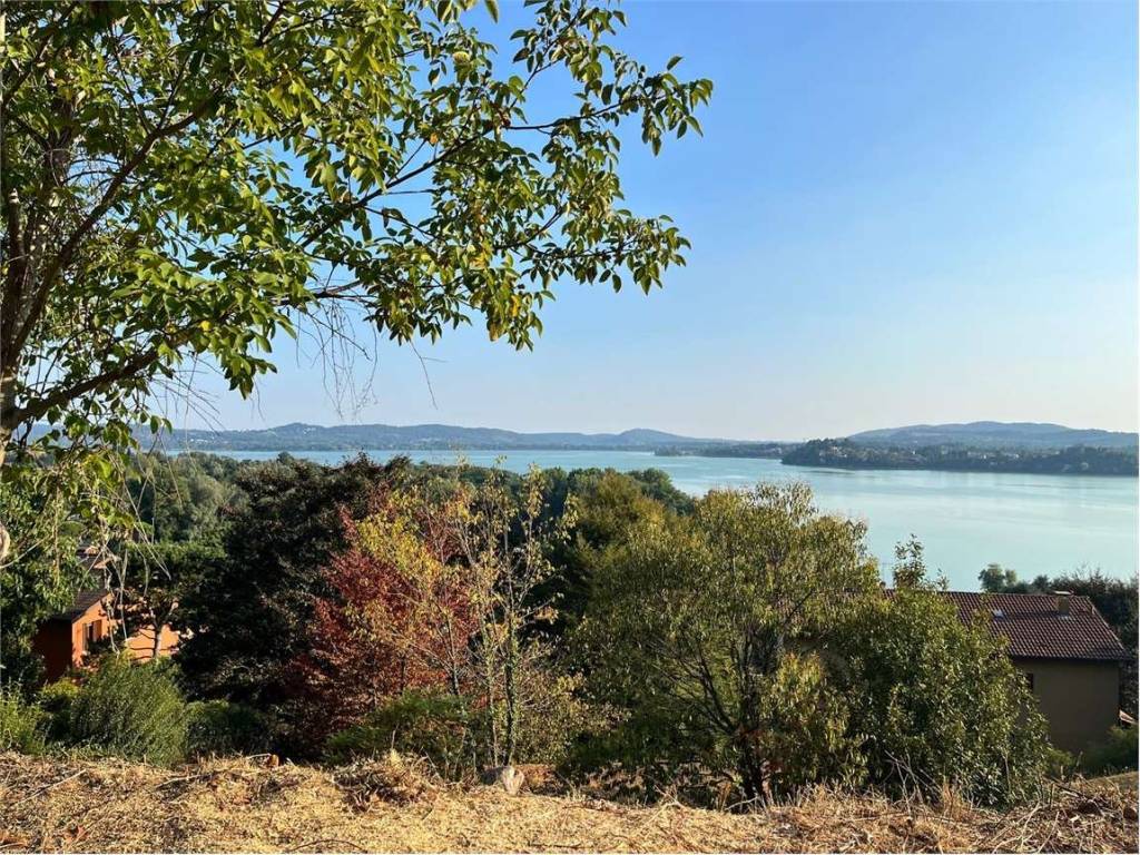 Villa a Gavirate in Via Piave /Voltorre - Foto 5