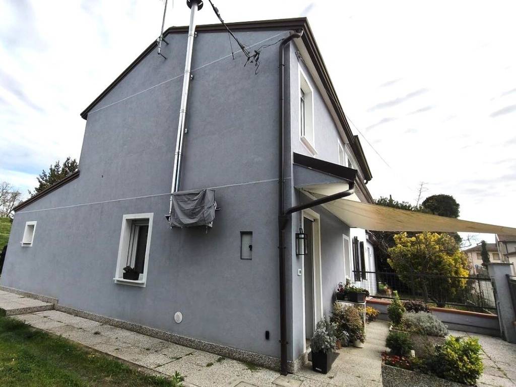 Villa a Taglio di po in Via Trento, 10 - Foto 1