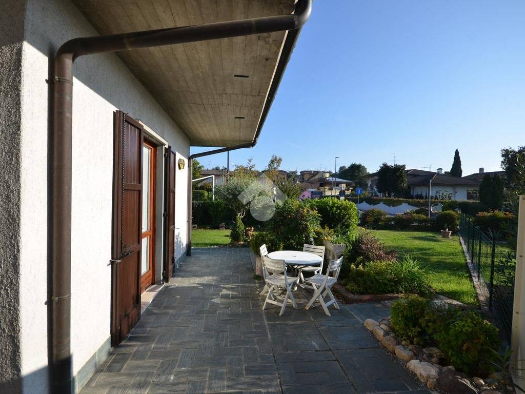 Villa a Capriano del colle in Via Marina, 70 - Foto 2