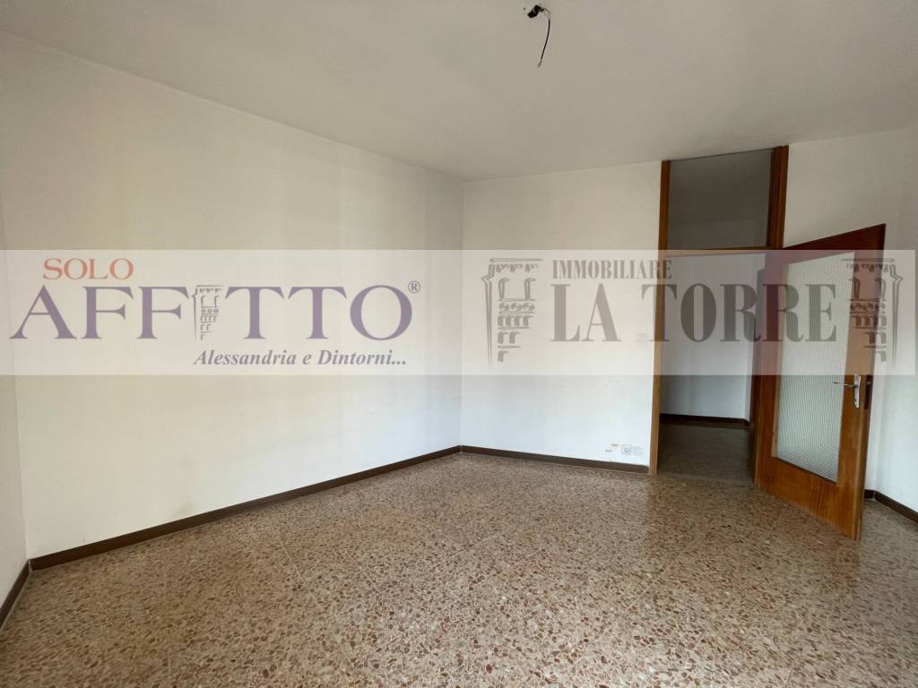 Appartamento a Alessandria in Viale Medaglie D'Oro - Foto 4