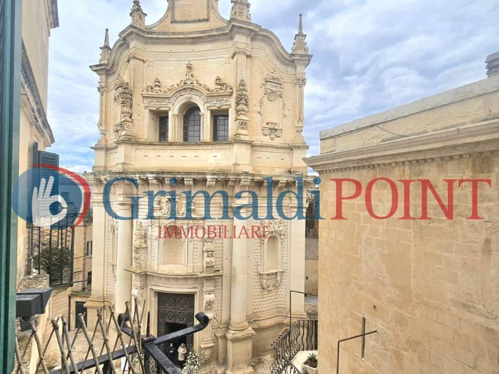 Appartamento a Lecce in Piazzetta Regina Maria d'Enghien 1/B - Foto 2