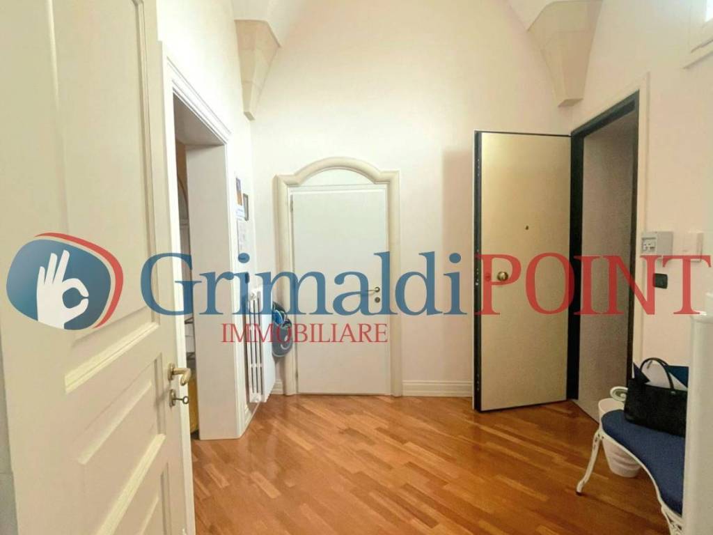 Appartamento a Lecce in Piazzetta Regina Maria d'Enghien 1/B - Foto 3