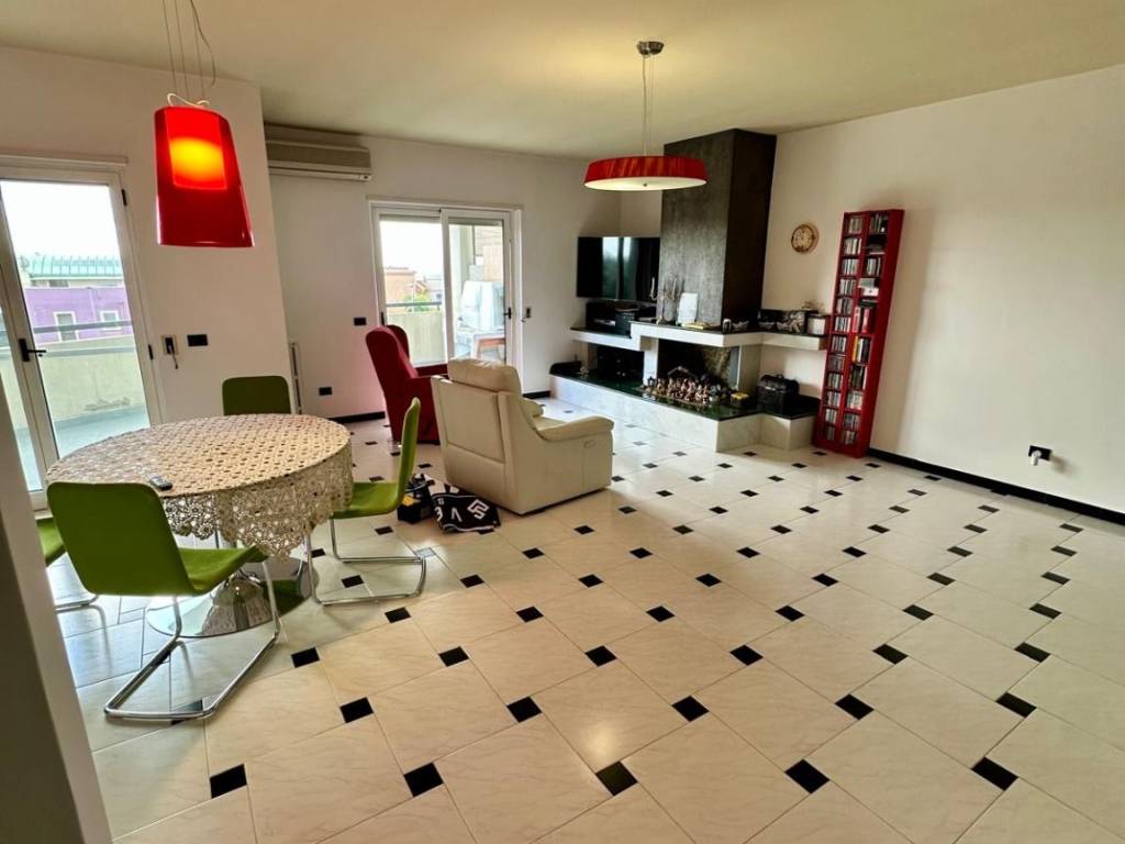 Appartamento a Castellaneta in Via Mater Christi, 13 - Foto 4