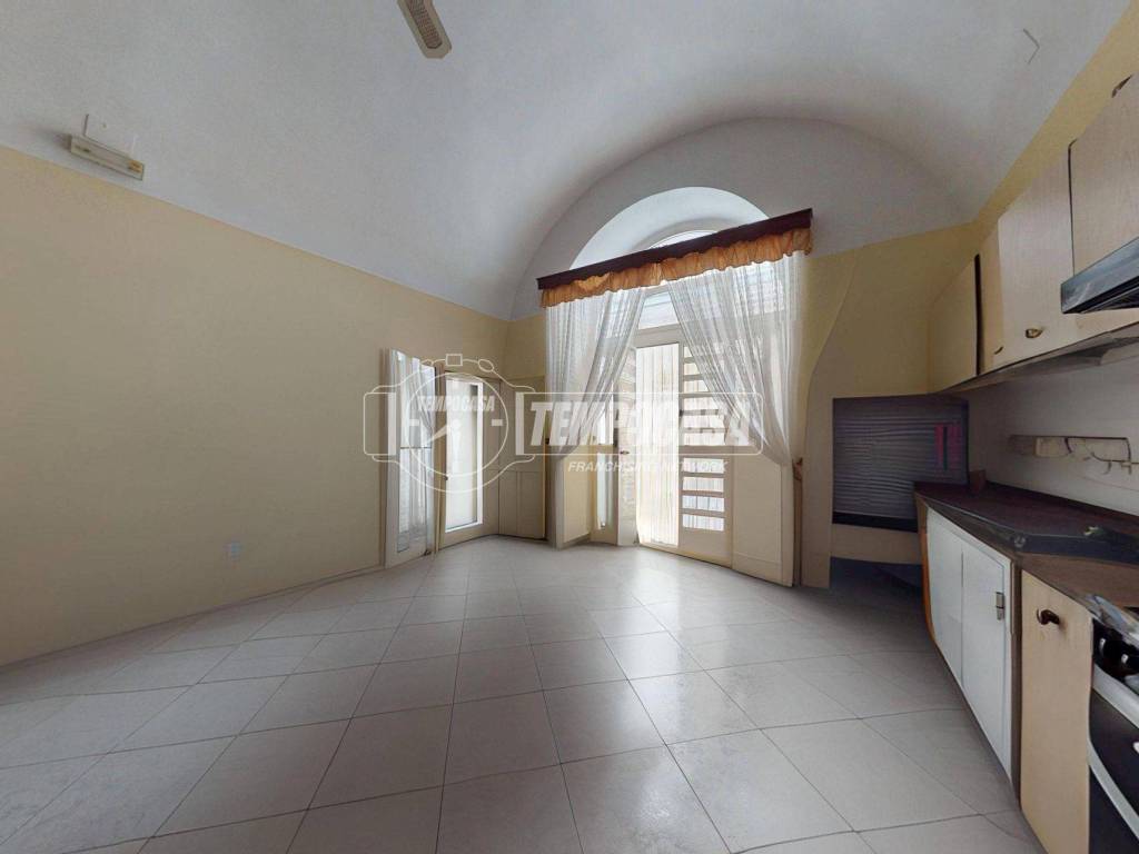 Casa indipendente a Turi in Via Francesco Mastrangelo - Foto 3