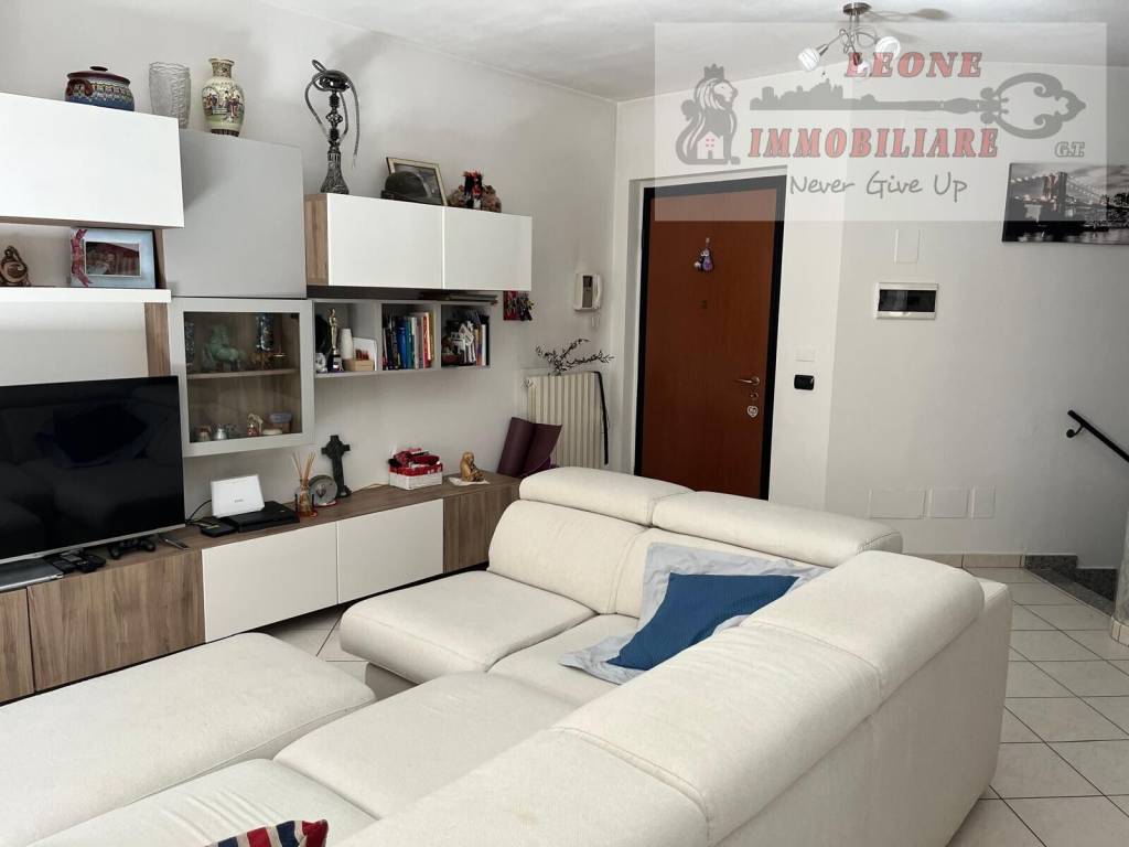 Appartamento a Giussago in via fratelli testa, 9 - Foto 2