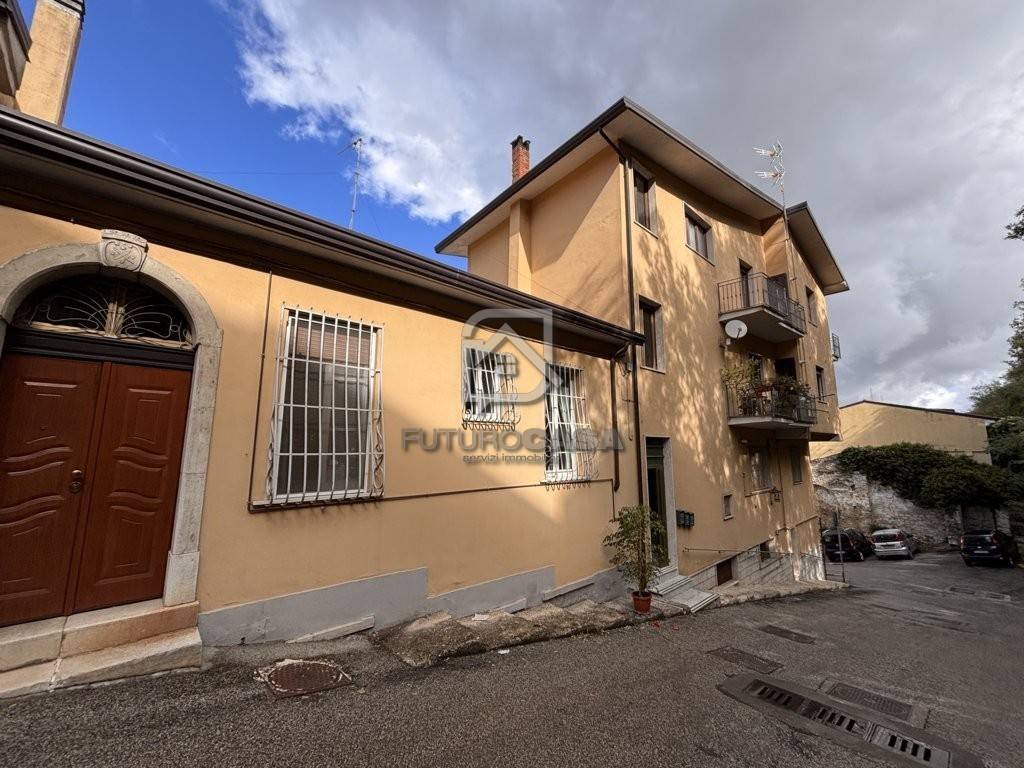 Appartamento a Ariano irpino in Via Flavio Adinolfi - Foto 2