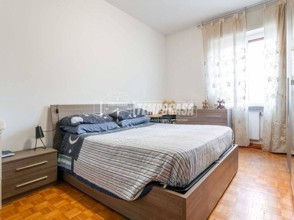 Appartamento a Saronno in Via Cesare Miola 18/A-B - Foto 3