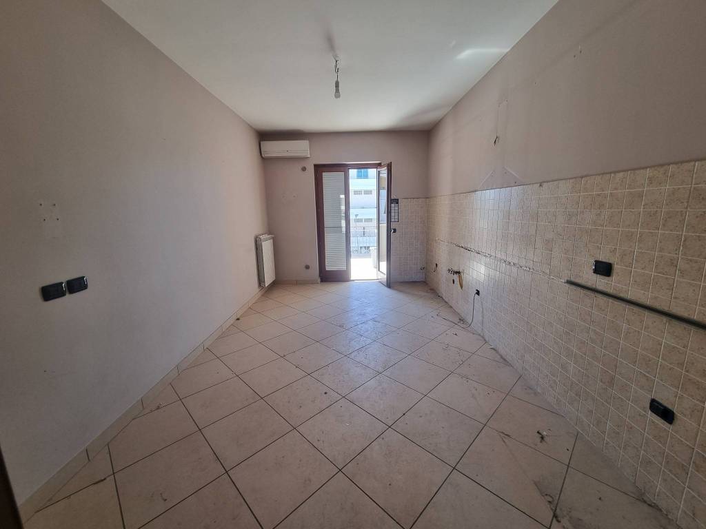 Appartamento a Trentola-ducenta in Via 4 Novembre - Foto 5